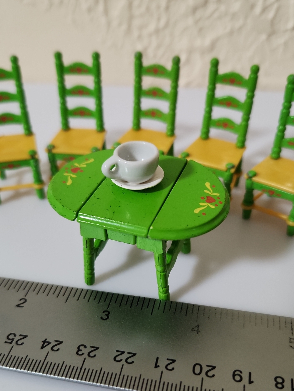 Vintage 1980s Mattel "The Littles" die-cast metal dollhouse furniture pieces - Picture 6 of 16